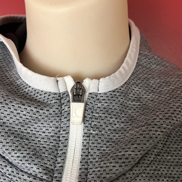 EUC Gray with white trim Zyia full zip jacket - Picture 5 of 15